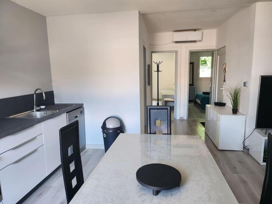 Appartement Sandonato Clermont-lʼHérault Esterno foto